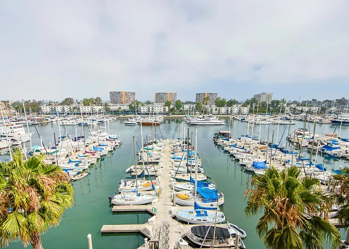 2Bd 1Bath Apartment Perfect For Relaxation